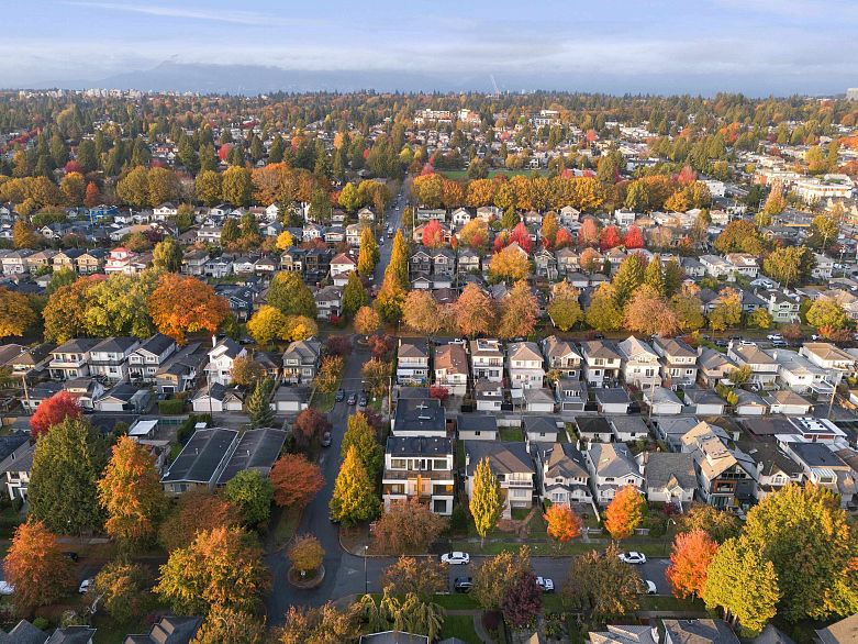 2 1595 W 66th Avenue