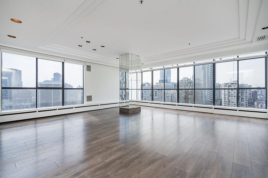 PH1 1060 Alberni Street