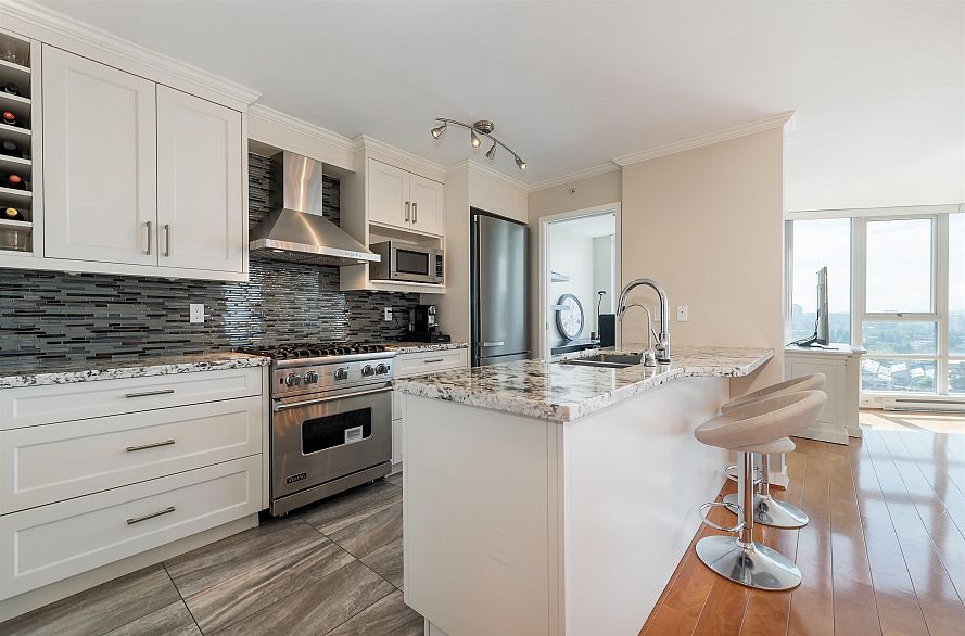 1438 RICHARDS STREET, Vancouver BC V6Z 3B8