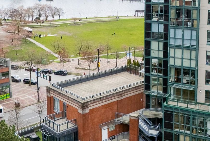 706 289 Drake Street