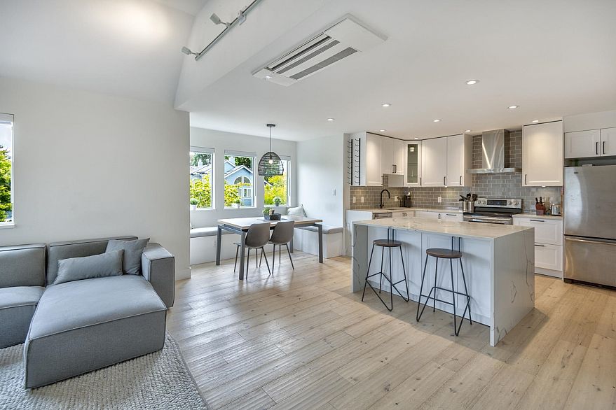 304 1665 Arbutus Street