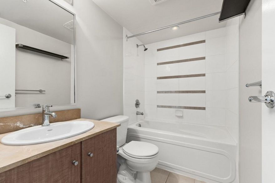 3403 909 MAINLAND STREET, Vancouver BC V6B 1T7