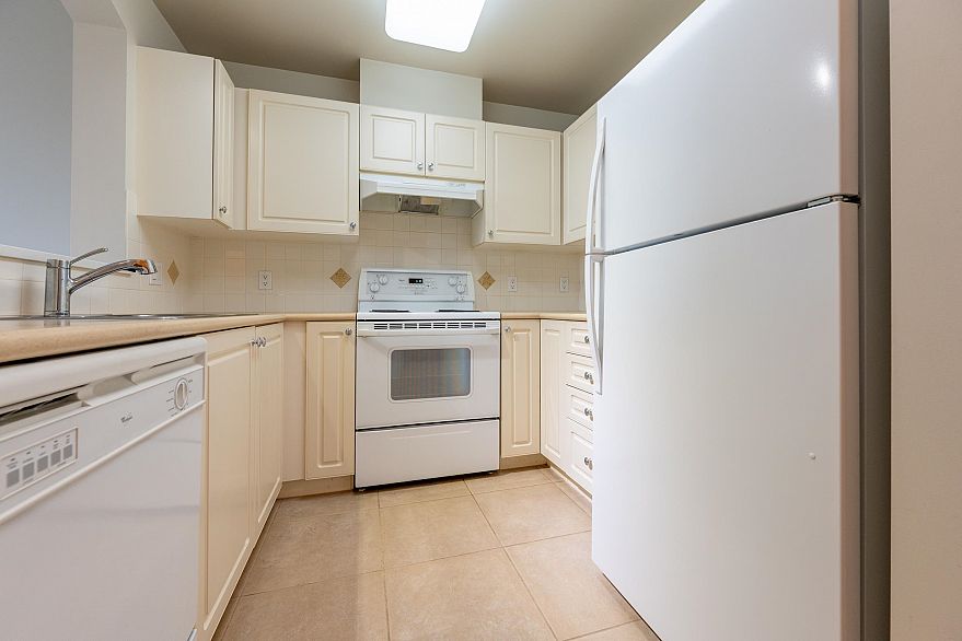 603 538 W 45th Avenue