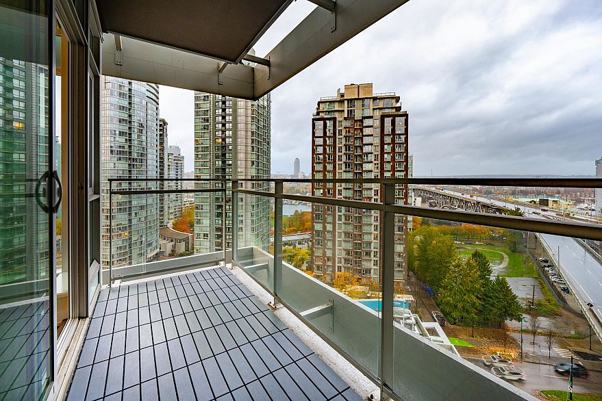 1707 1372 Seymour Street