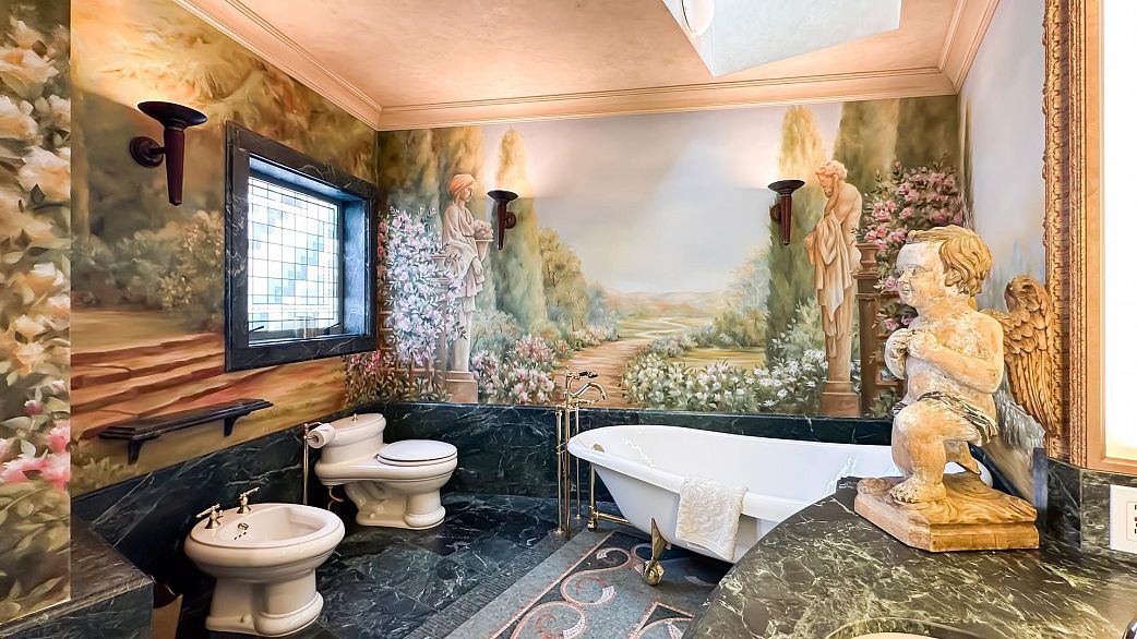 17 1861 Beach Avenue