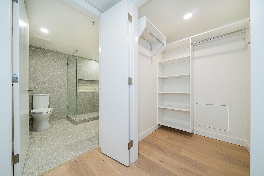 108 5212 Cambie Street