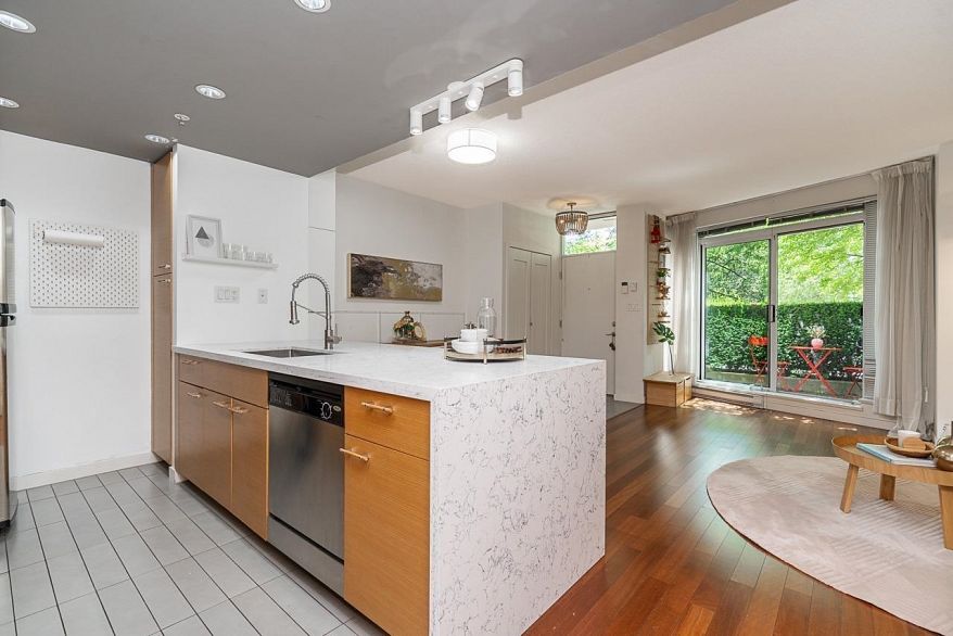 106 980 Cooperage Way