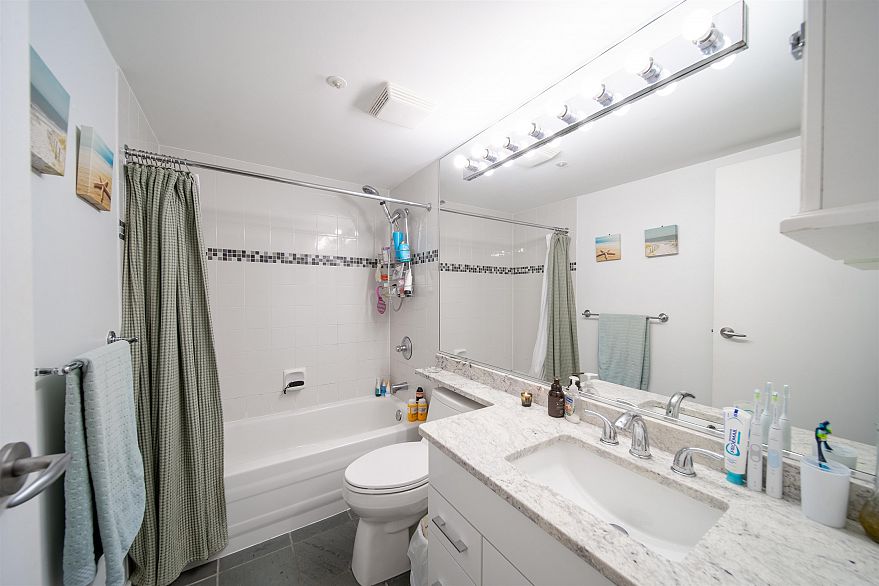 1603 1008 Cambie Street