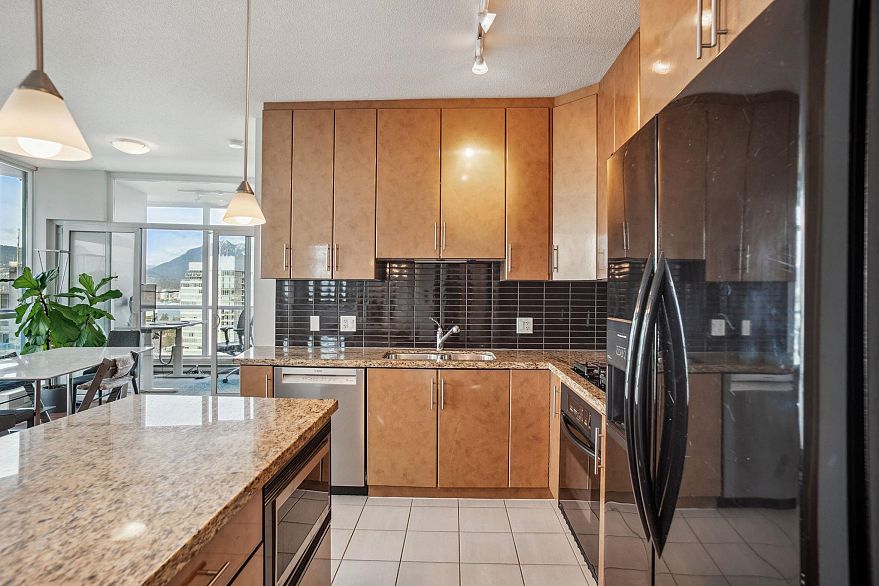 2901 1189 Melville Street