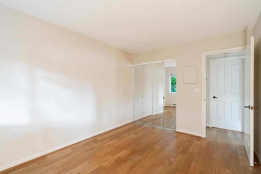 102 3188 Camosun Street