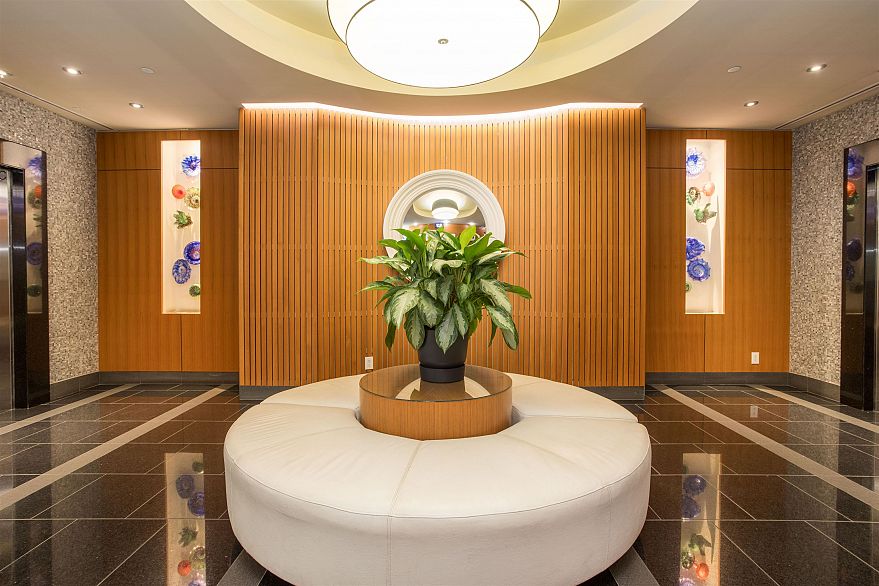 605 628 Kinghorne Mews