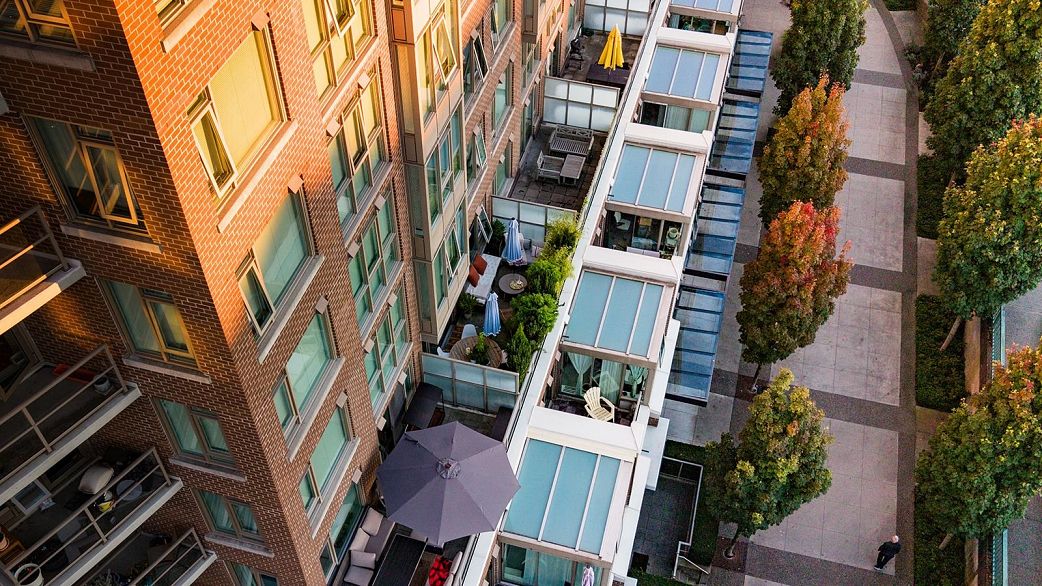 402 445 W 2nd Avenue