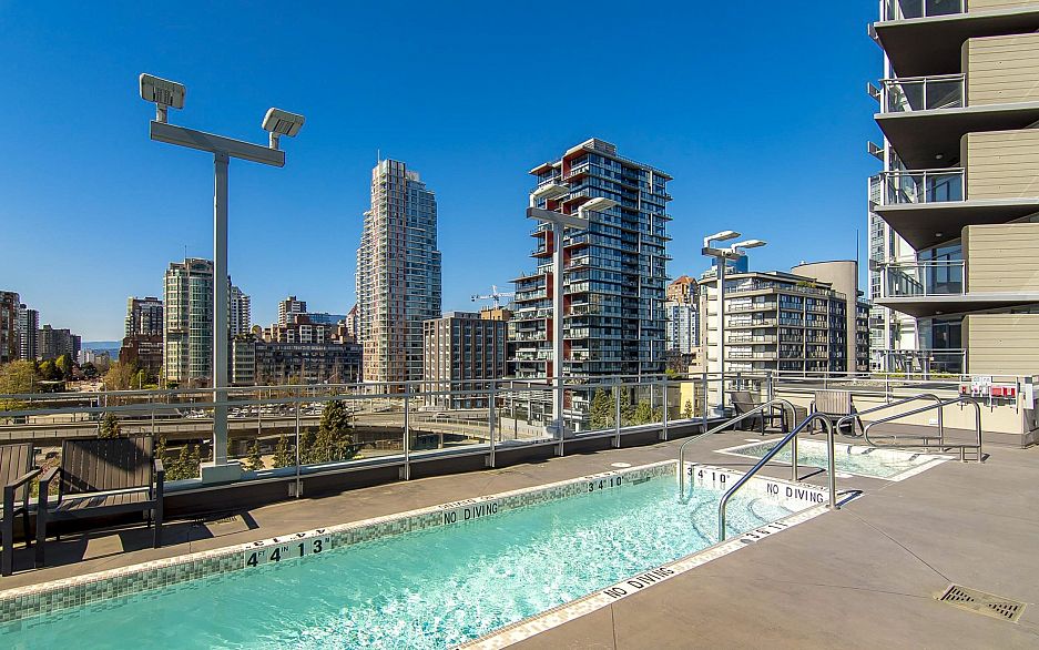 1707 1372 Seymour Street