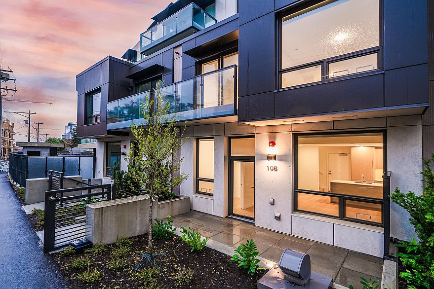 108 5212 Cambie Street
