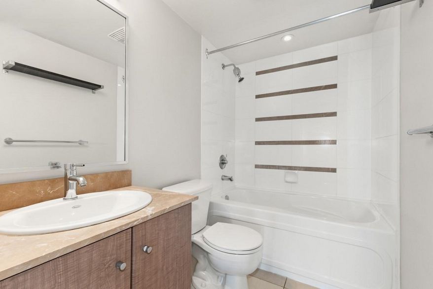 3403 909 MAINLAND STREET, Vancouver BC V6B 1T7