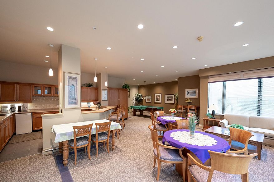 603 538 W 45th Avenue