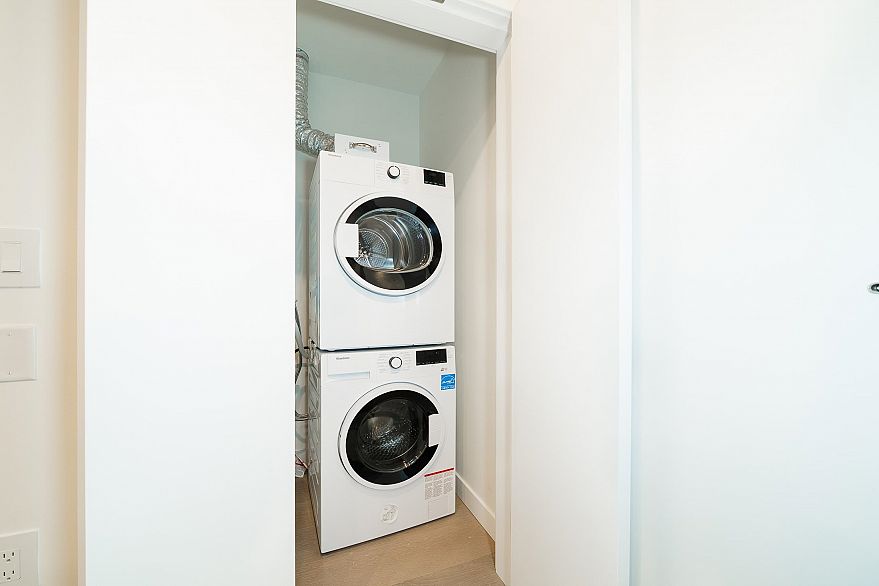 501 5212 Cambie Street