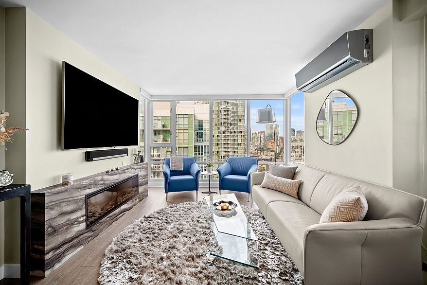 2606 1067 Marinaside Crescent