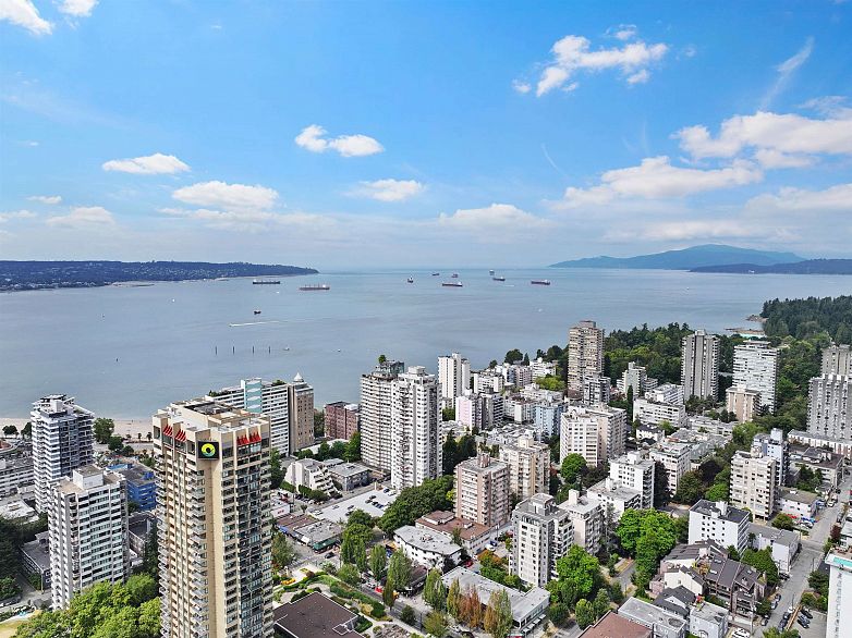 2508 1850 Comox Street