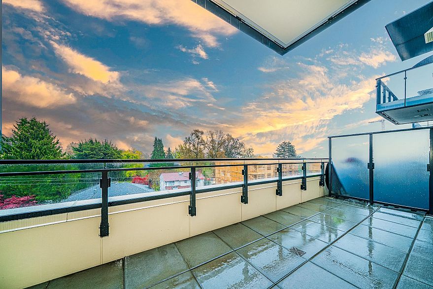 501 5212 Cambie Street