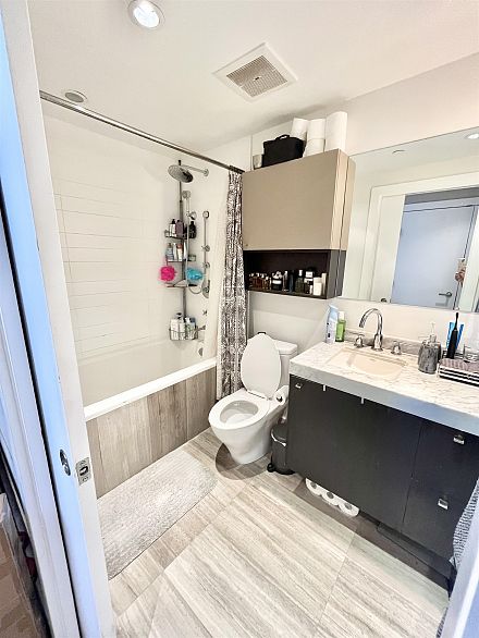 3503 1372 Seymour Street