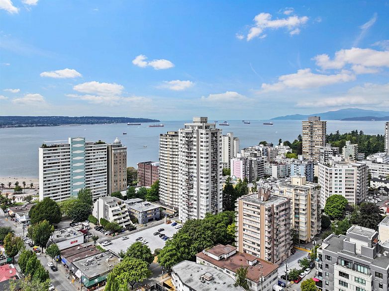 2508 1850 Comox Street