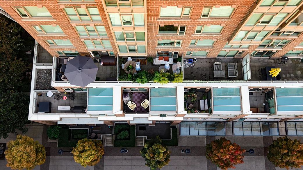 402 445 W 2nd Avenue