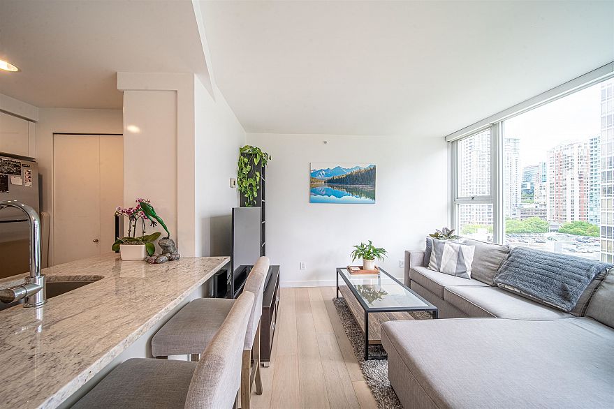 1603 1008 Cambie Street