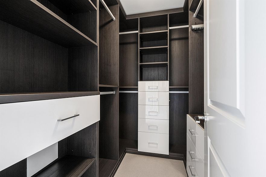 2209 5628 Birney Avenue