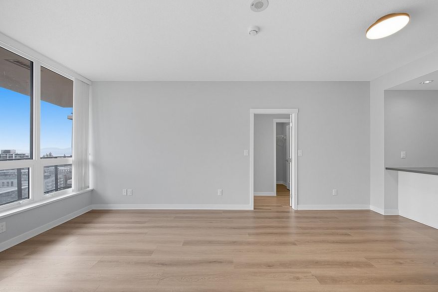 1906 5628 Birney Avenue