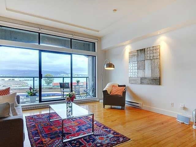 2xx 345 WATER STREET, Vancouver BC V6B 1B8