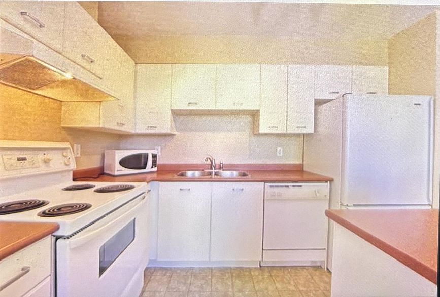 506 3438 Vanness Avenue