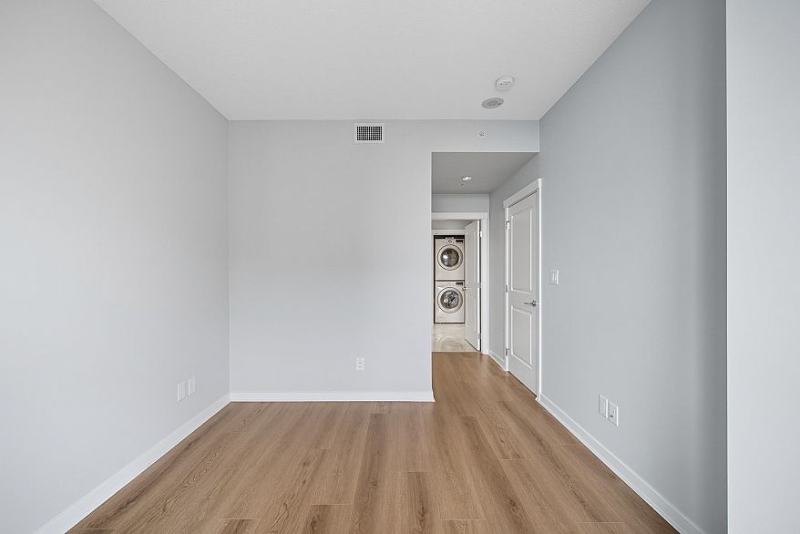 1906 5628 Birney Avenue