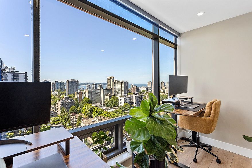 15C 1500 Alberni Street