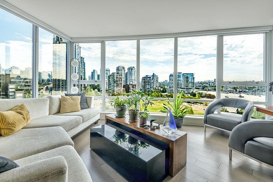 1207 1408 Strathmore Mews