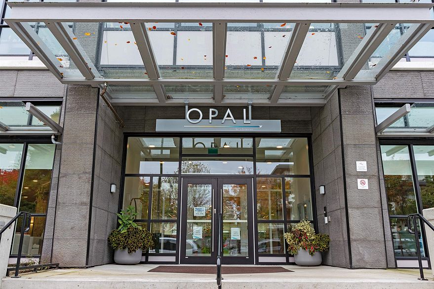 372 438 W King Edward Avenue