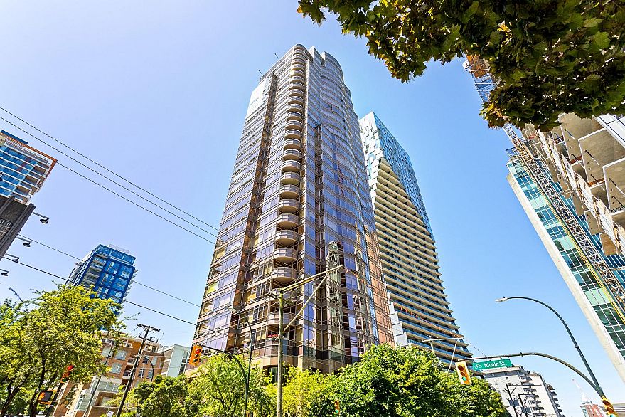 15C 1500 Alberni Street