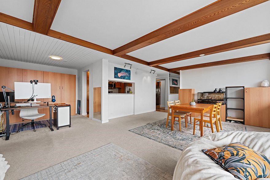 2508 1850 Comox Street