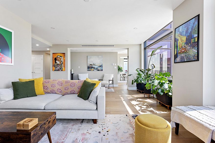 15C 1500 Alberni Street