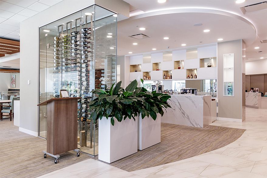 372 438 W King Edward Avenue