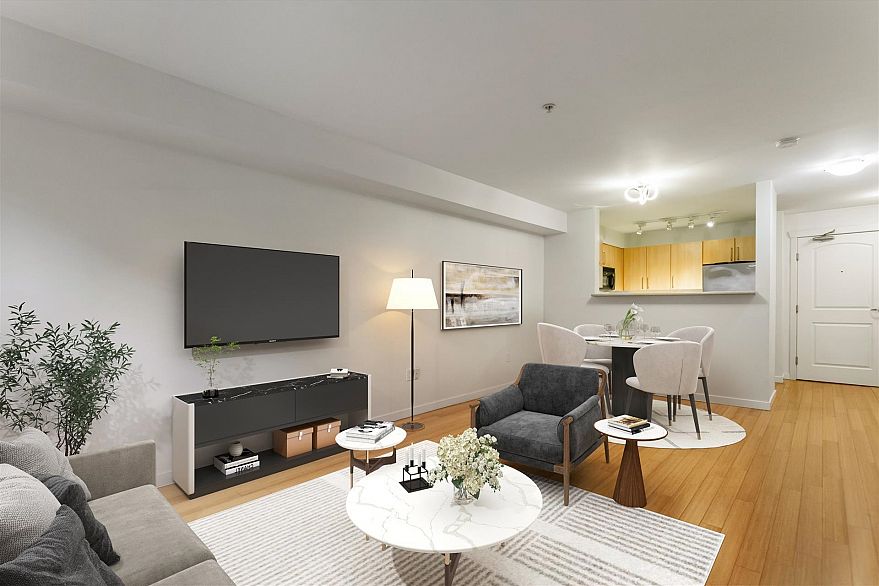 210 3575 Euclid Avenue