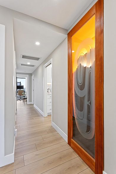 15C 1500 Alberni Street