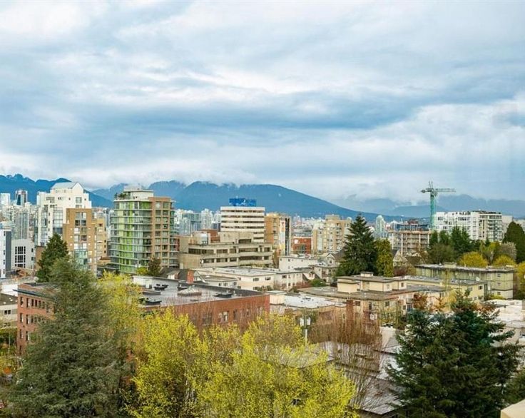 1102 1316 W 11th Avenue