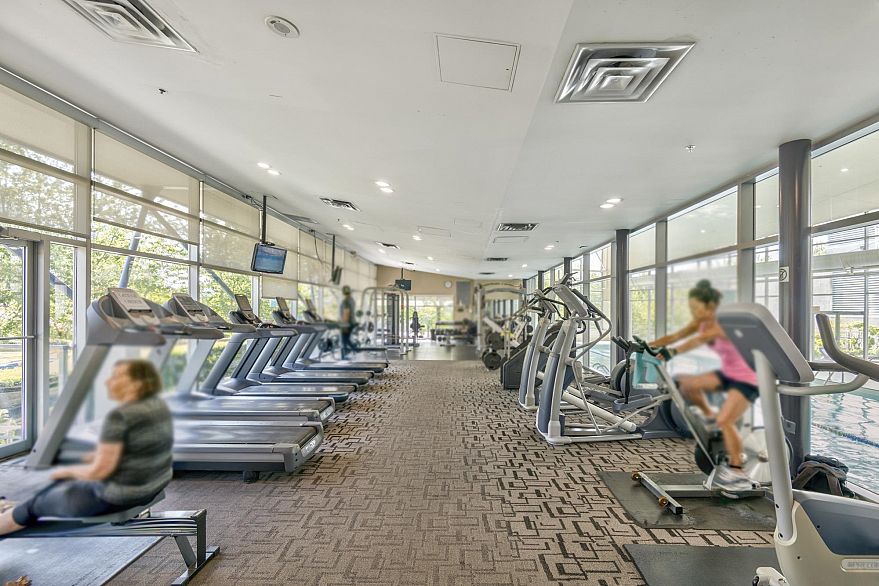 1207 1408 Strathmore Mews