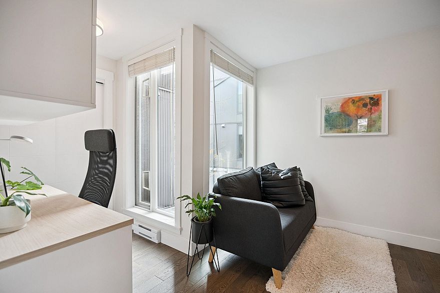 13 531 East 16th Avenue