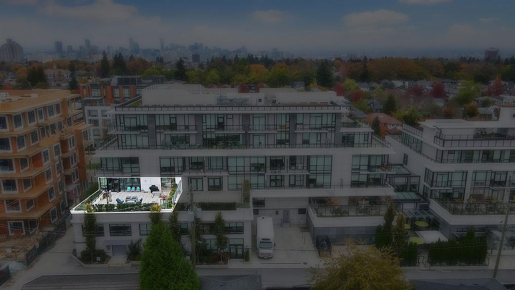 372 438 W King Edward Avenue