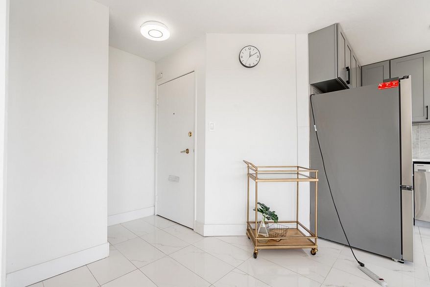 903 4691 W 10th Avenue