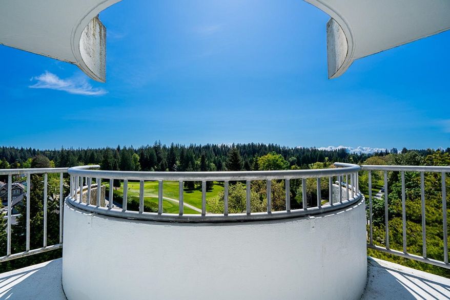 903 4691 W 10th Avenue