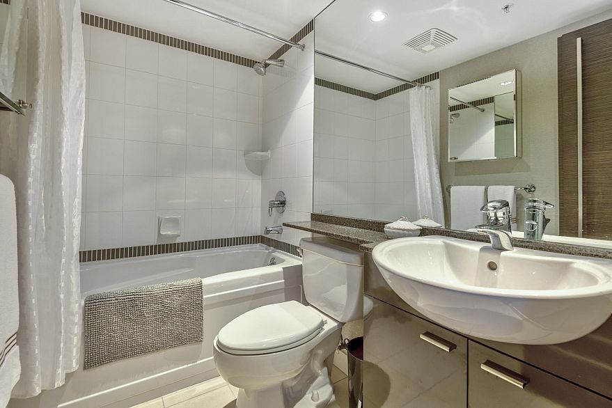 1207 1408 Strathmore Mews