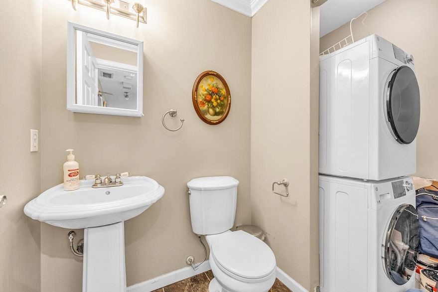 101 2020 Highbury Street